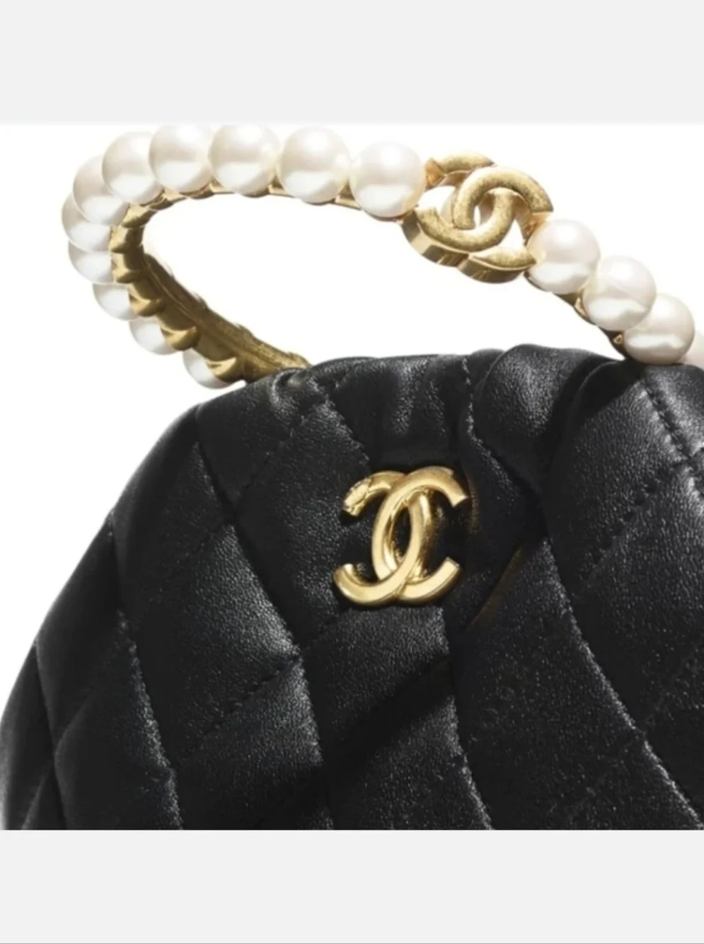 CHANEL Pearl Crown 👑 Clutch Bag - Picture 2 of 5